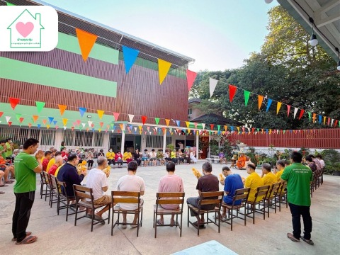 ศูนย์ดูแลผู้สูงอายุธนบุรี